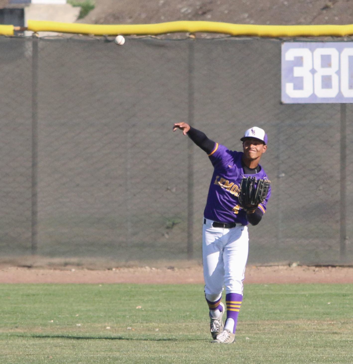 Caldera cruises on the mound, Tigers come alive in sixth inning